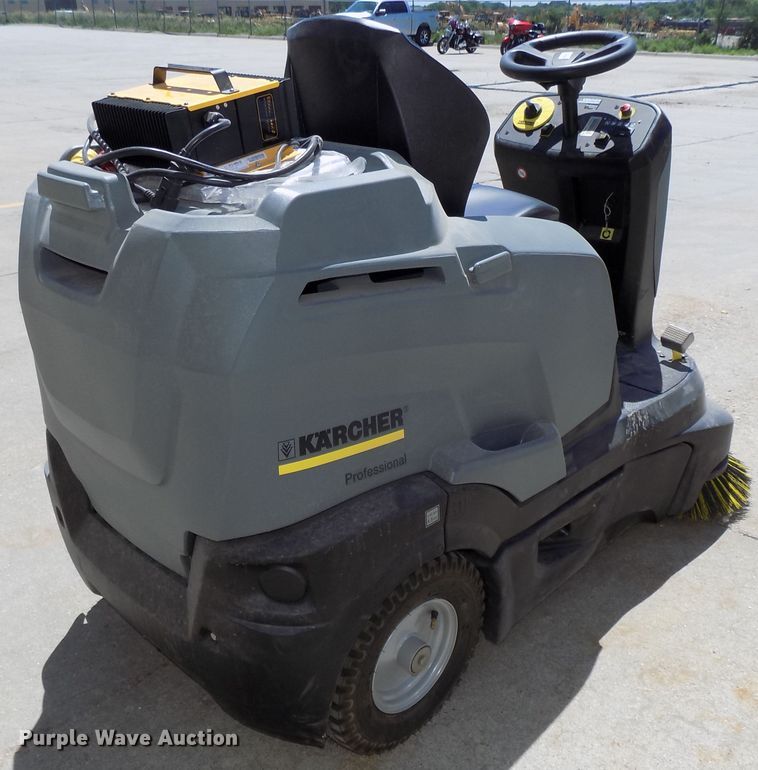 image for item DO9315 Karcher Professional KM90/60R floor scrubber