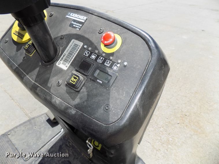 image for item DO9315 Karcher Professional KM90/60R floor scrubber