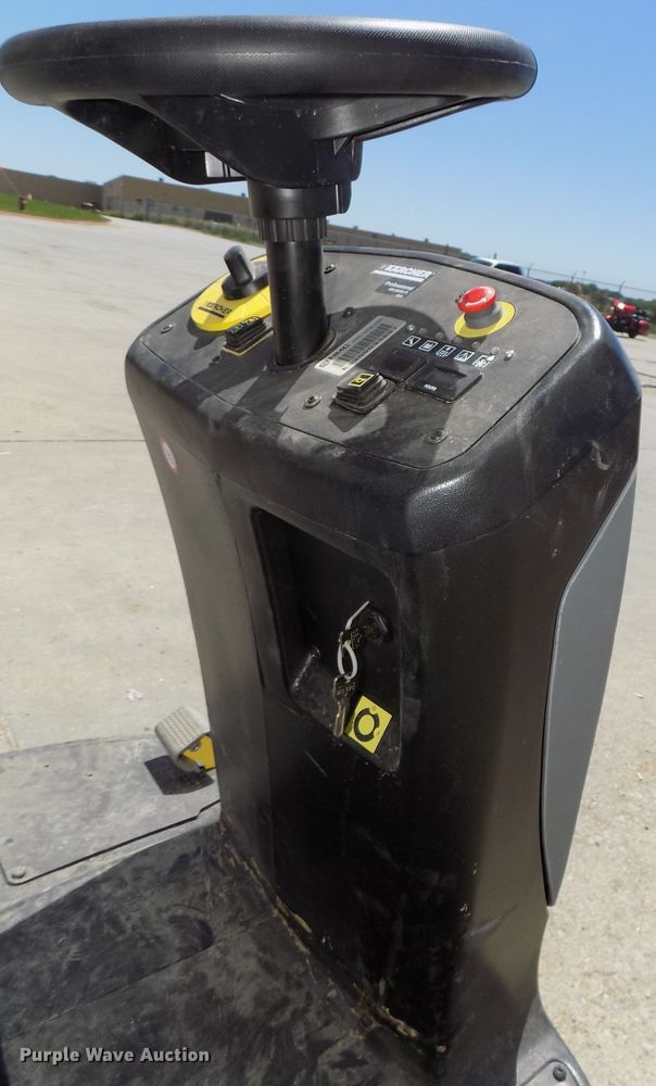 image for item DO9315 Karcher Professional KM90/60R floor scrubber