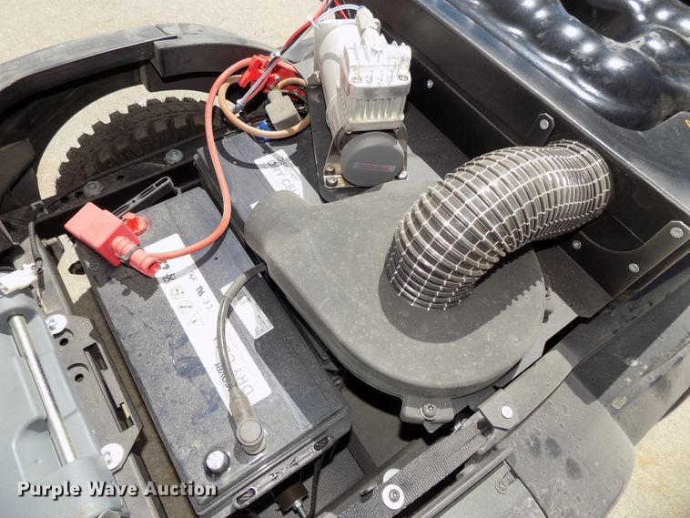 image for item DO9315 Karcher Professional KM90/60R floor scrubber