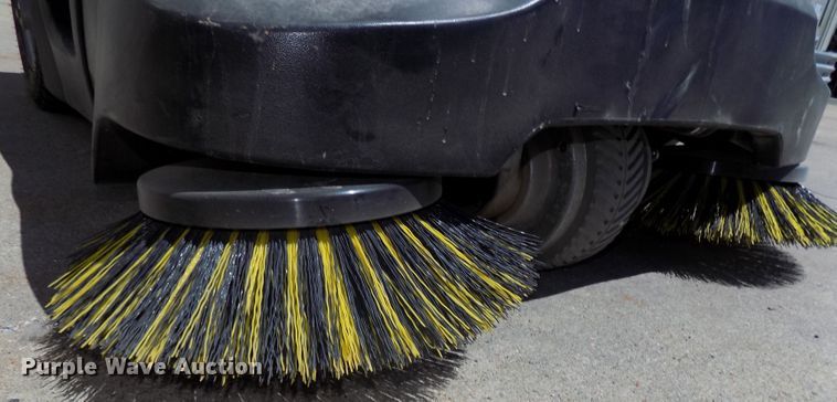 image for item DO9315 Karcher Professional KM90/60R floor scrubber
