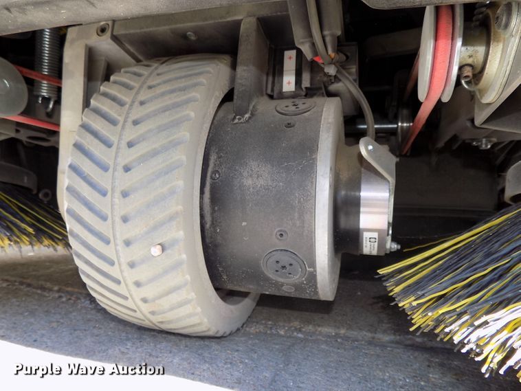 image for item DO9315 Karcher Professional KM90/60R floor scrubber