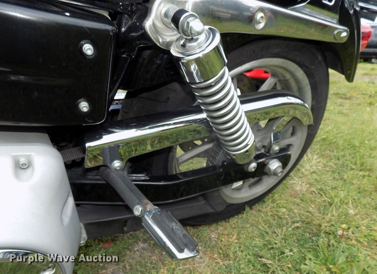 image for item DO9316 2009 Harley Davidson Dyna Super Glide FXDG motorcycle