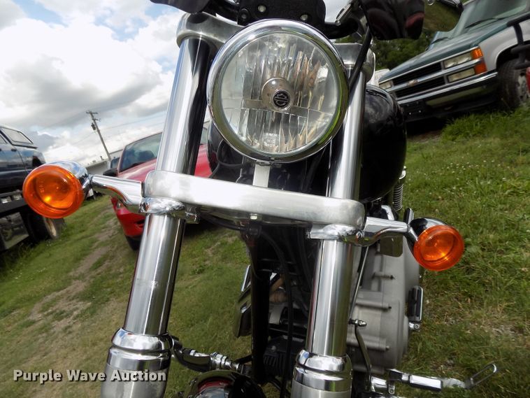 image for item DO9316 2009 Harley Davidson Dyna Super Glide FXDG motorcycle