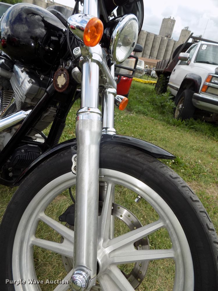 image for item DO9316 2009 Harley Davidson Dyna Super Glide FXDG motorcycle