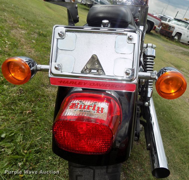 image for item DO9316 2009 Harley Davidson Dyna Super Glide FXDG motorcycle