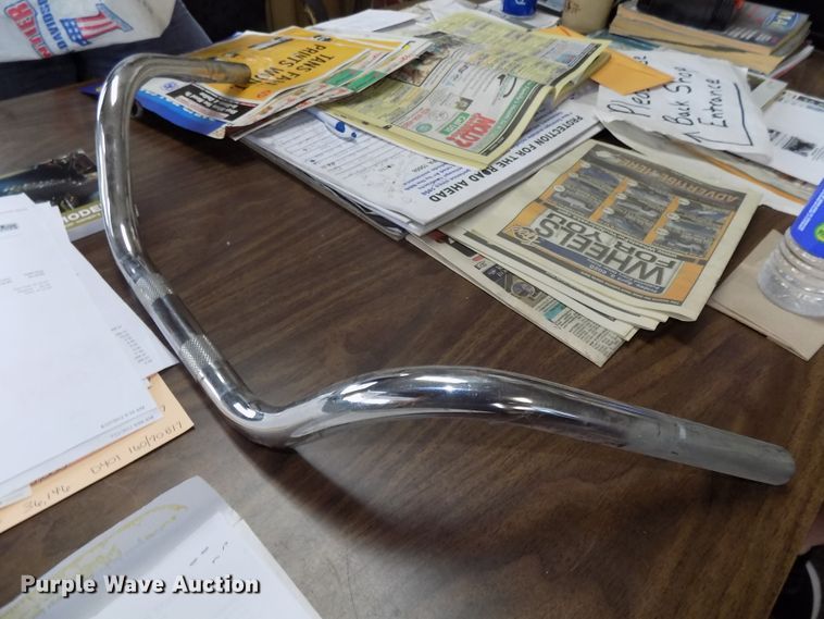 image for item DO9316 2009 Harley Davidson Dyna Super Glide FXDG motorcycle