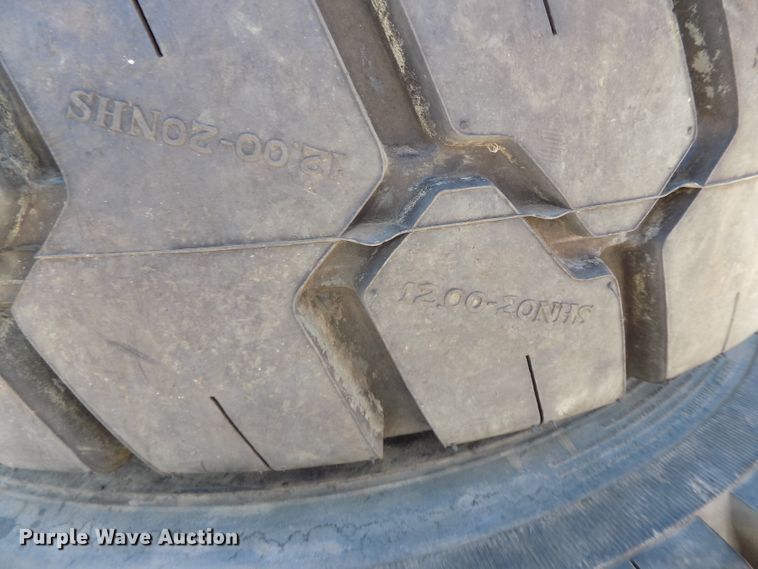 image for item DO9339 (4) 12.00x20 tires