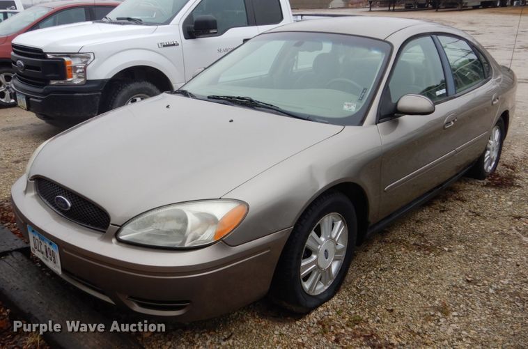 image for item DW9634 2005 Ford Taurus