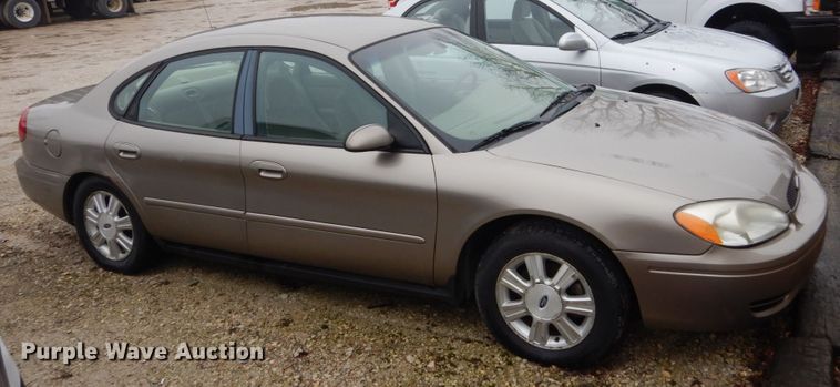 image for item DW9634 2005 Ford Taurus