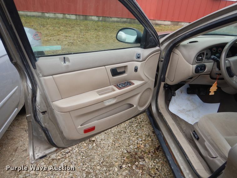 image for item DW9634 2005 Ford Taurus