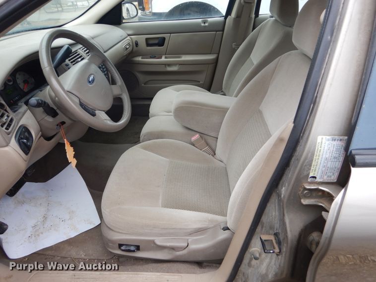 image for item DW9634 2005 Ford Taurus