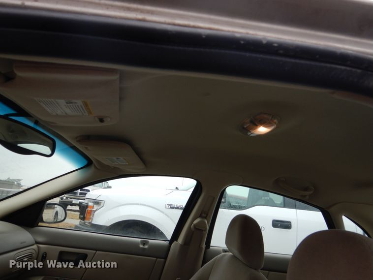 image for item DW9634 2005 Ford Taurus