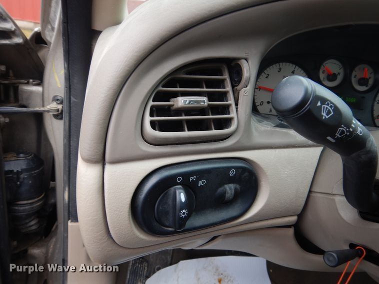 image for item DW9634 2005 Ford Taurus