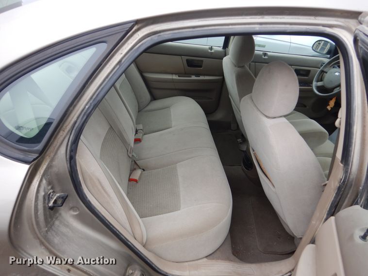 image for item DW9634 2005 Ford Taurus