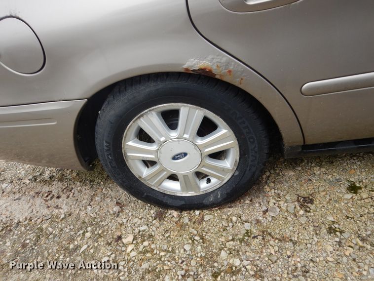 image for item DW9634 2005 Ford Taurus