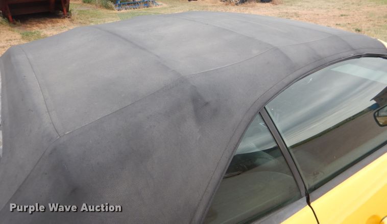 image for item FA9364 2006 Ford Mustang  convertible