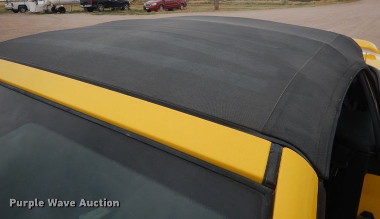 image for item FA9364 2006 Ford Mustang  convertible