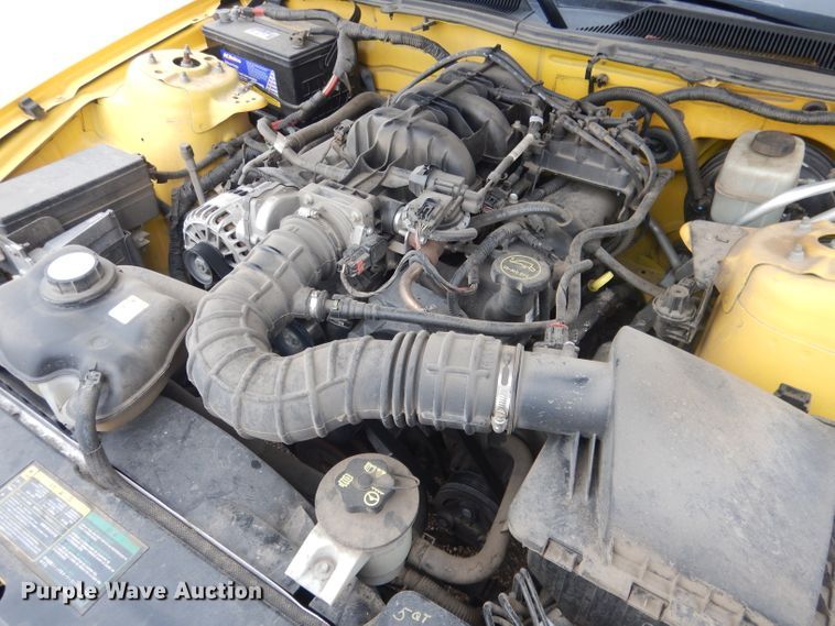 image for item FA9364 2006 Ford Mustang  convertible