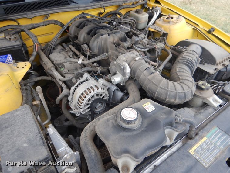 image for item FA9364 2006 Ford Mustang  convertible