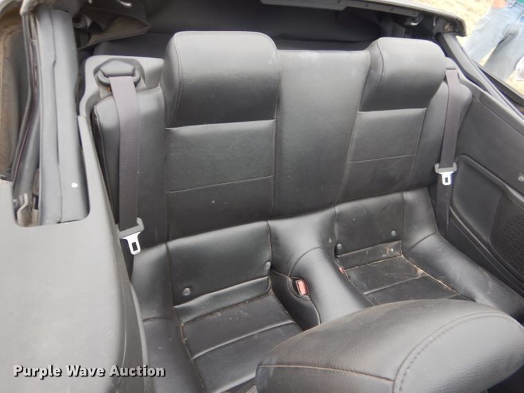 image for item FA9364 2006 Ford Mustang  convertible