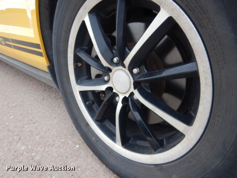 image for item FA9364 2006 Ford Mustang  convertible