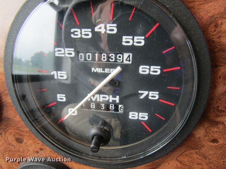 image for item FD9476 2000 Magnum Zanzibar Safari  rv