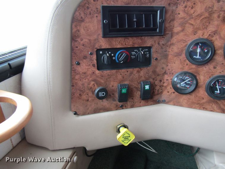 image for item FD9476 2000 Magnum Zanzibar Safari  rv