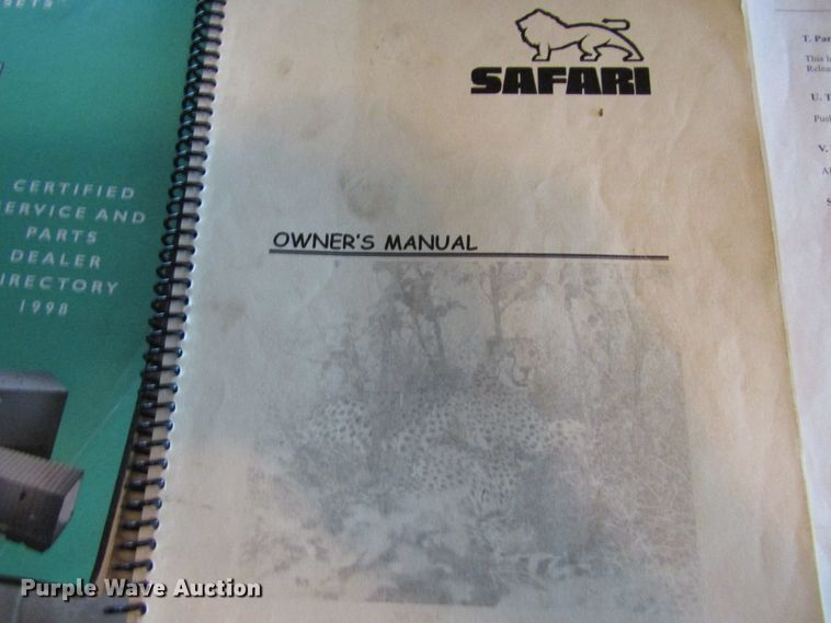 image for item FD9476 2000 Magnum Zanzibar Safari  rv