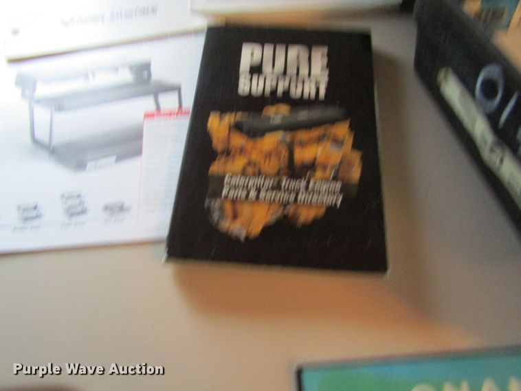 image for item FD9476 2000 Magnum Zanzibar Safari  rv