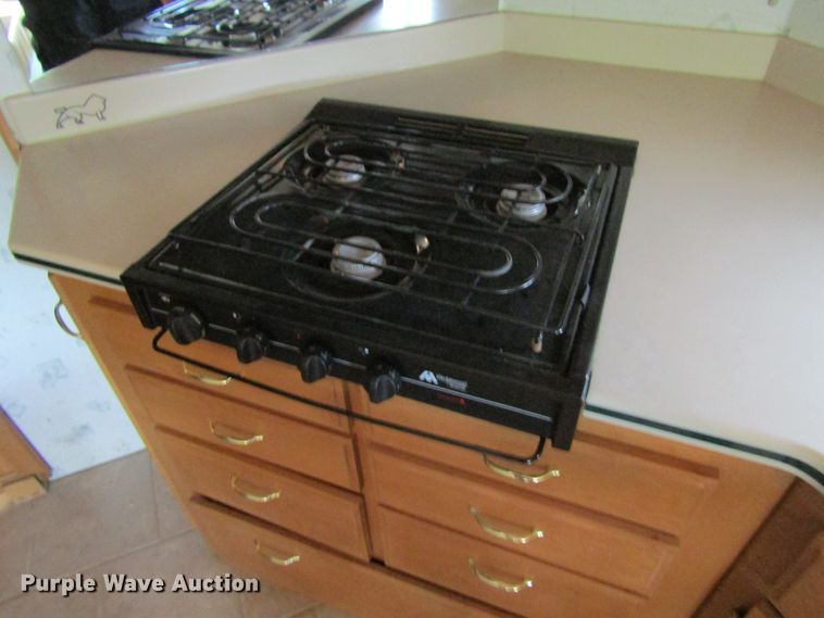 image for item FD9476 2000 Magnum Zanzibar Safari  rv