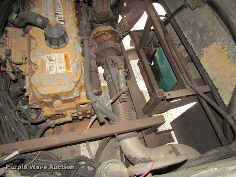 image for item FD9476 2000 Magnum Zanzibar Safari  rv