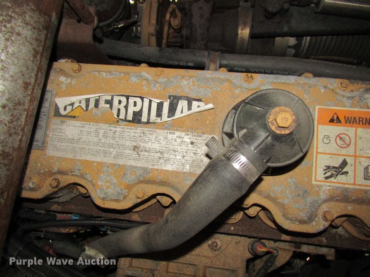 image for item FD9476 2000 Magnum Zanzibar Safari  rv