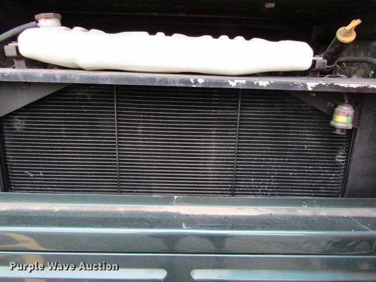 image for item FD9476 2000 Magnum Zanzibar Safari  rv