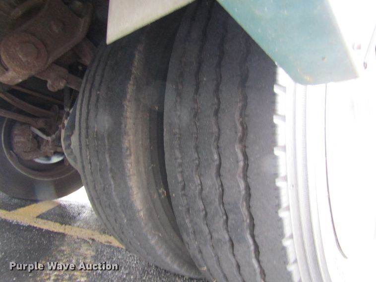 image for item FD9476 2000 Magnum Zanzibar Safari  rv