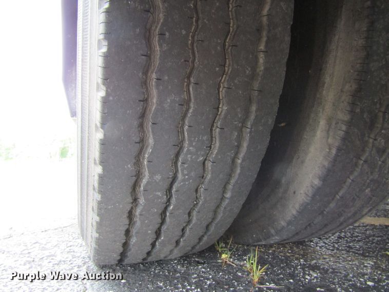 image for item FD9476 2000 Magnum Zanzibar Safari  rv