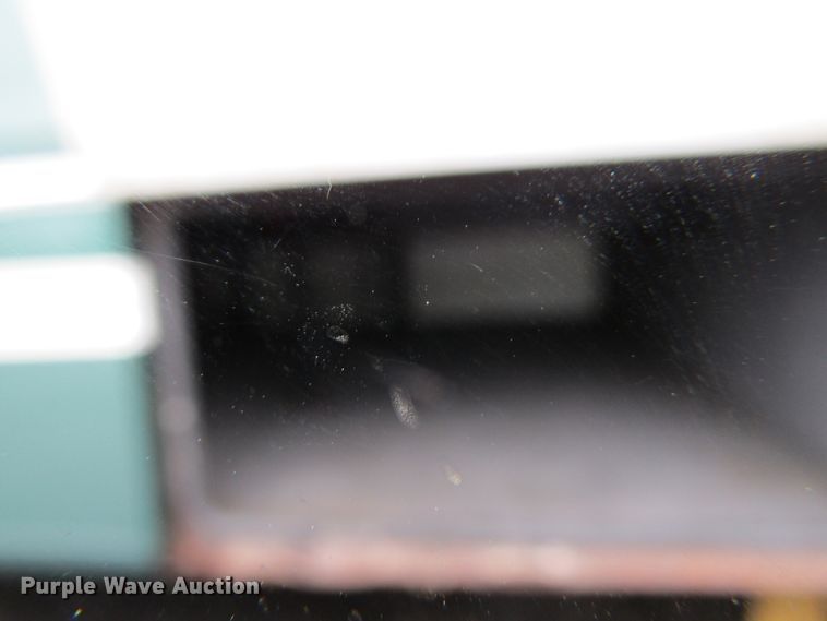 image for item FD9477 2000 Damon Escaper  rv