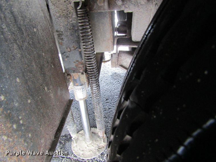 image for item FD9477 2000 Damon Escaper  rv