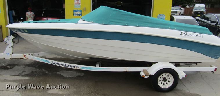 image for item FD9480 1993 Larson  boat