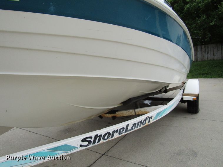 image for item FD9480 1993 Larson  boat
