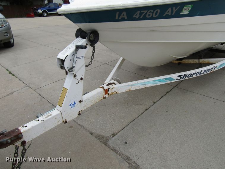 image for item FD9480 1993 Larson  boat