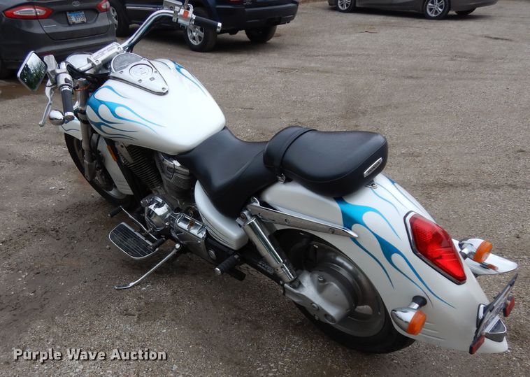 image for item FP9753 2002 Honda VTX1800R motorcycle