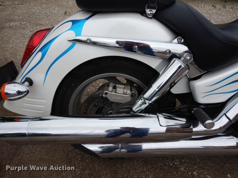 image for item FP9753 2002 Honda VTX1800R motorcycle