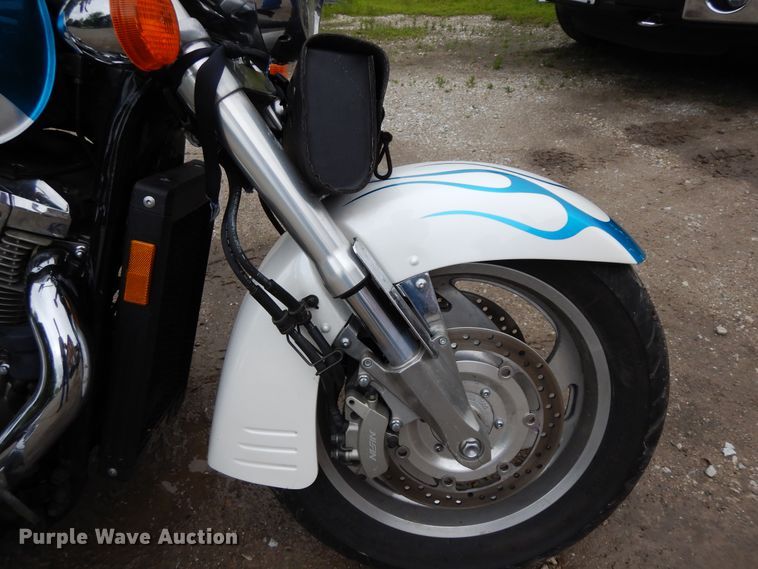 image for item FP9753 2002 Honda VTX1800R motorcycle