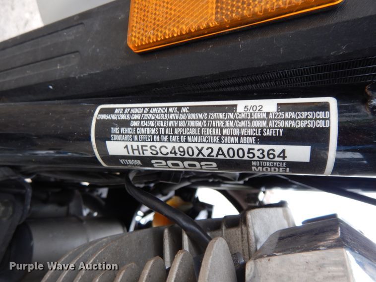 image for item FP9753 2002 Honda VTX1800R motorcycle