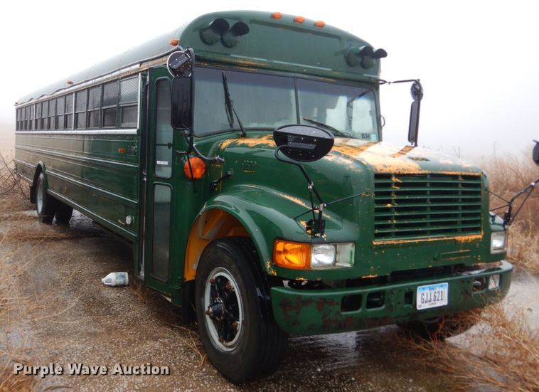 image for item FX9000 1995 International 3800B  school bus