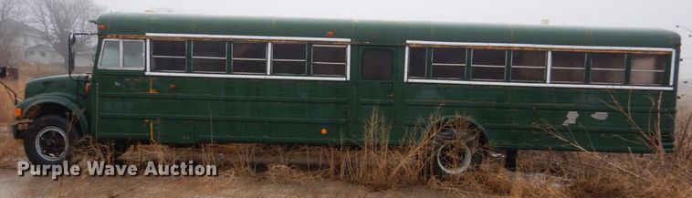 image for item FX9000 1995 International 3800B  school bus