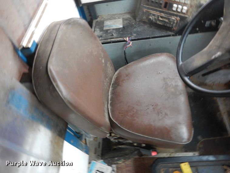 image for item FX9000 1995 International 3800B  school bus