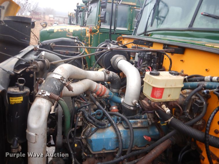 image for item FX9000 1995 International 3800B  school bus