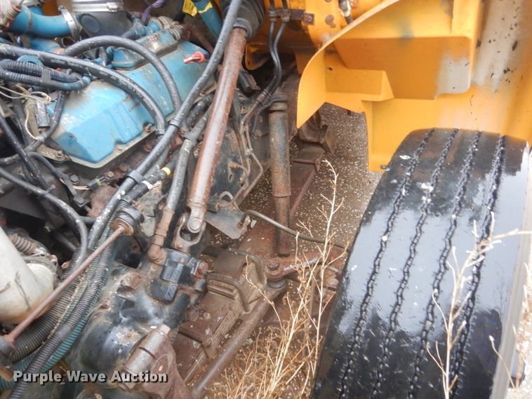 image for item FX9000 1995 International 3800B  school bus